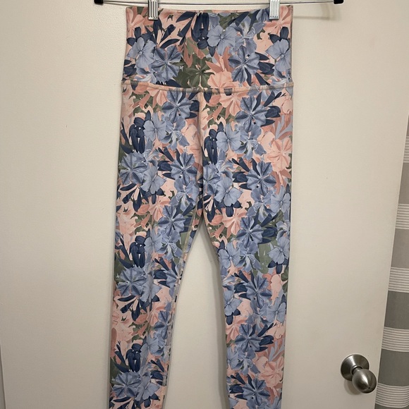 Beyond Yoga Pants - Beyond Yoga Floral Leggings Size Small/Never Worn!